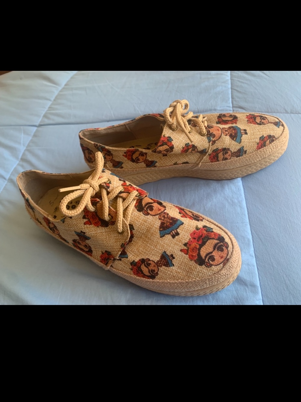 Casual Beige Frida Kahlo Print Lace-Up Women's Shoes Size 8